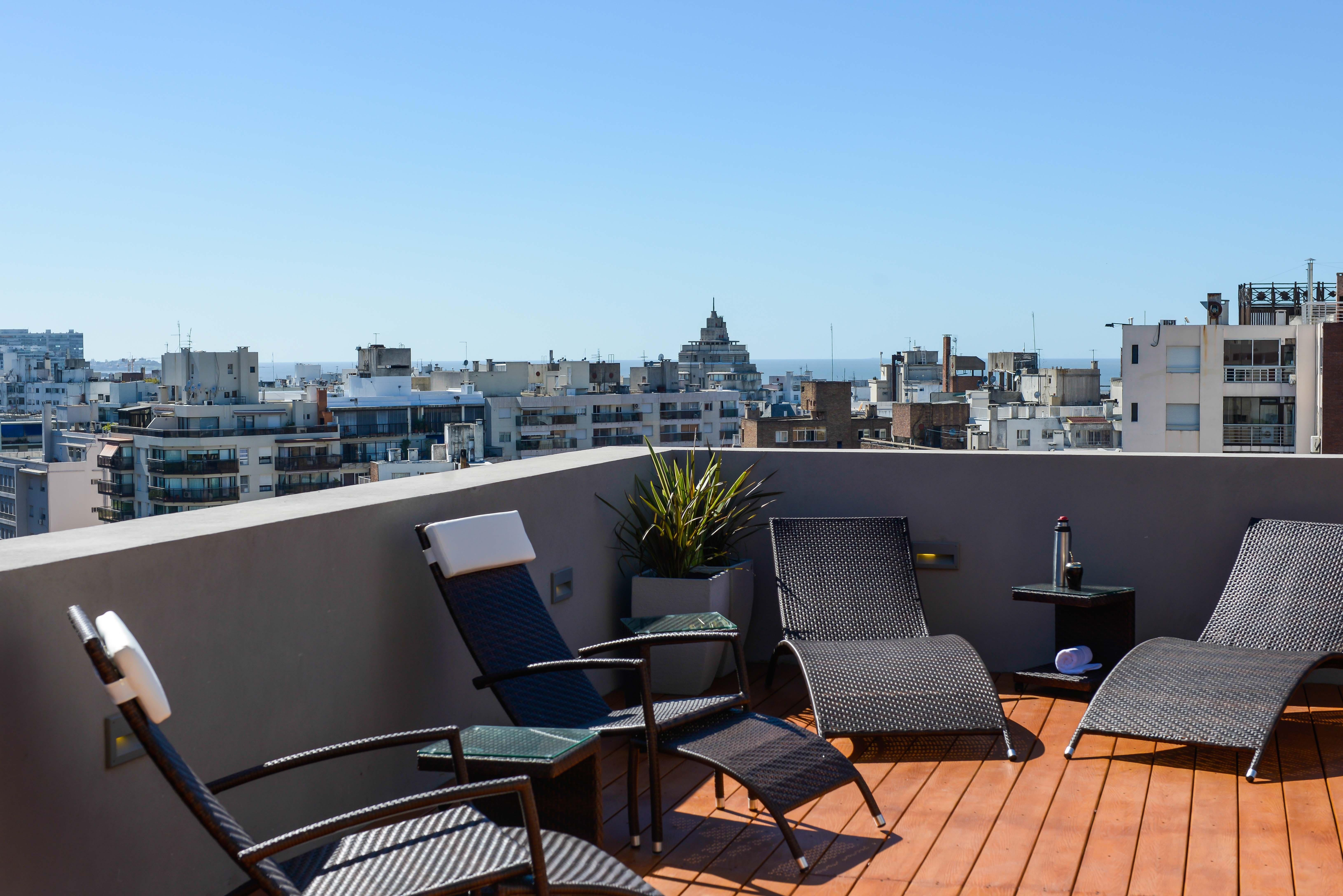 Merit Montevideo Apart & Suites Bagian luar foto