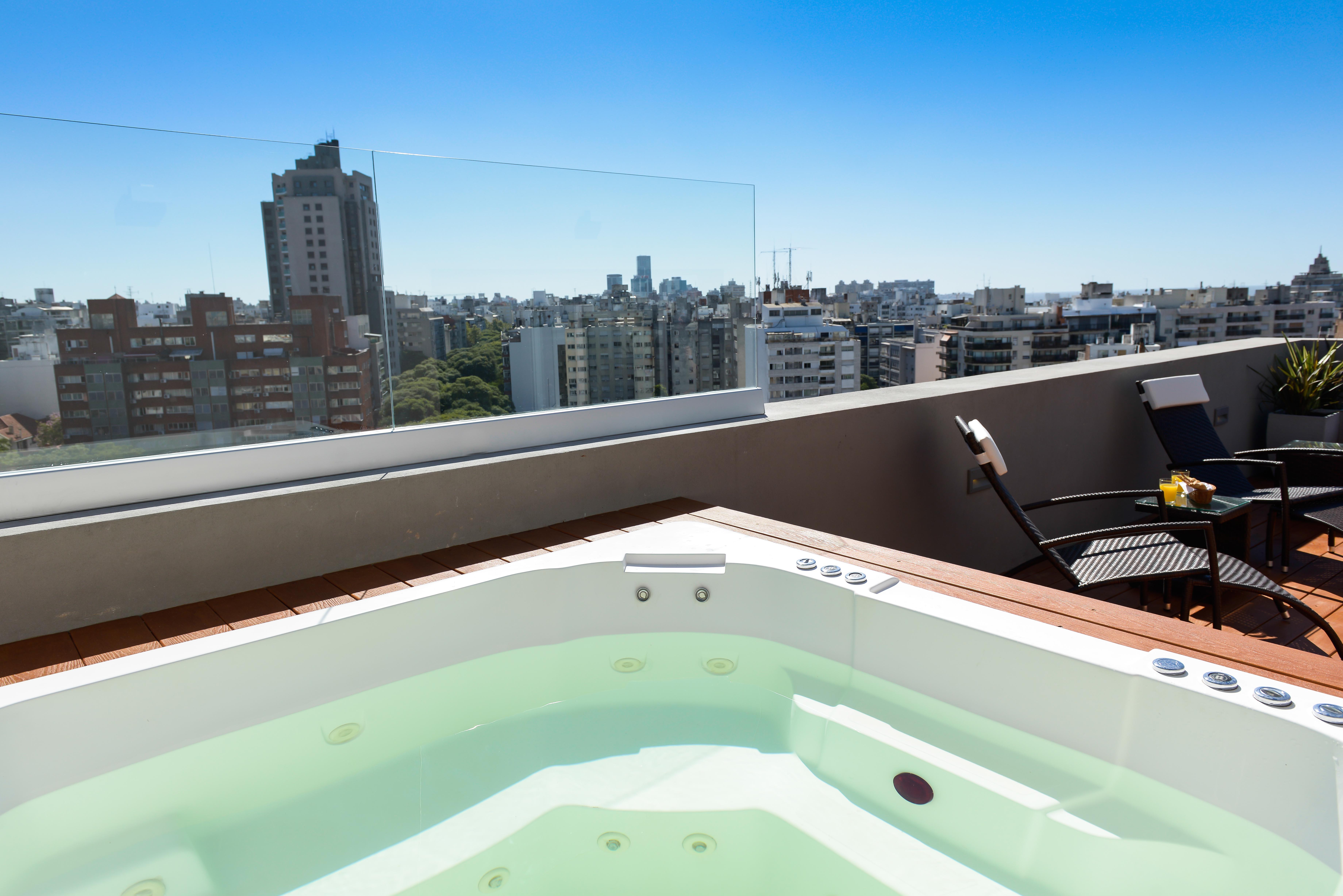 Merit Montevideo Apart & Suites Bagian luar foto