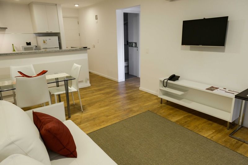 Merit Montevideo Apart & Suites Bagian luar foto